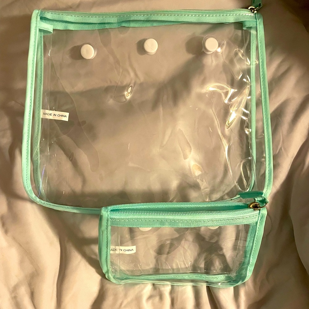 Bogg bag inside pockets